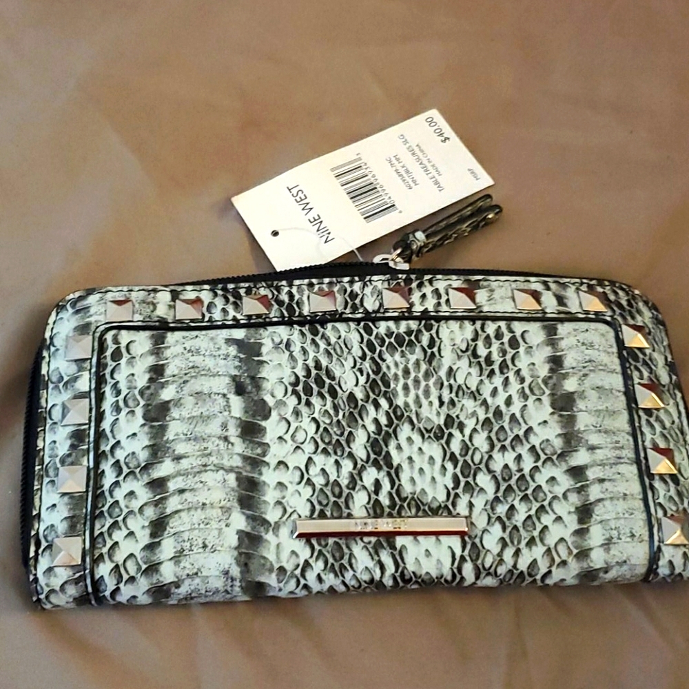 Nine West Wallet